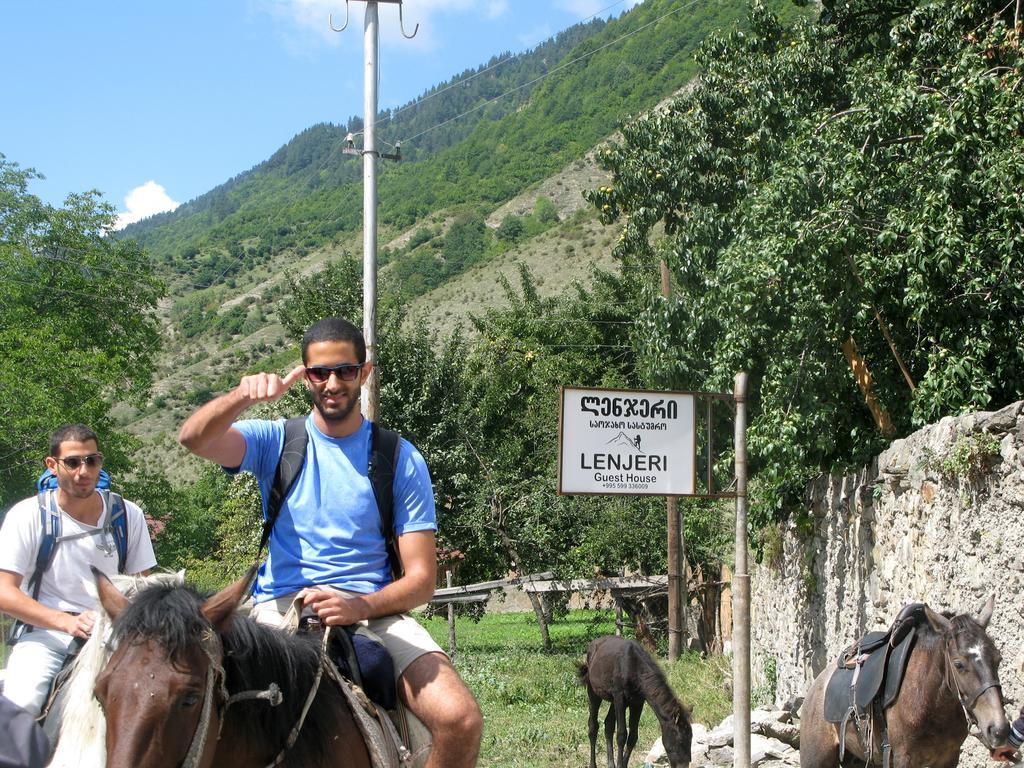 Guesthouse Lenjeri Mestia Zewnętrze zdjęcie